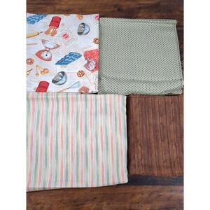 Lot of‎ Fabric Strips, Baking, Floral, Wood 1lb 14oz